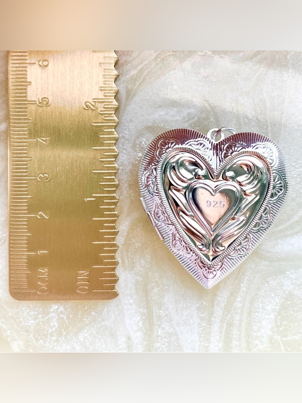 Style Heart Locket pendant in Silver